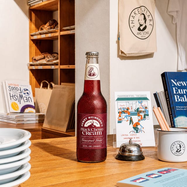 Henry Weinhard’s Black Cherry Cream Soda (12oz).